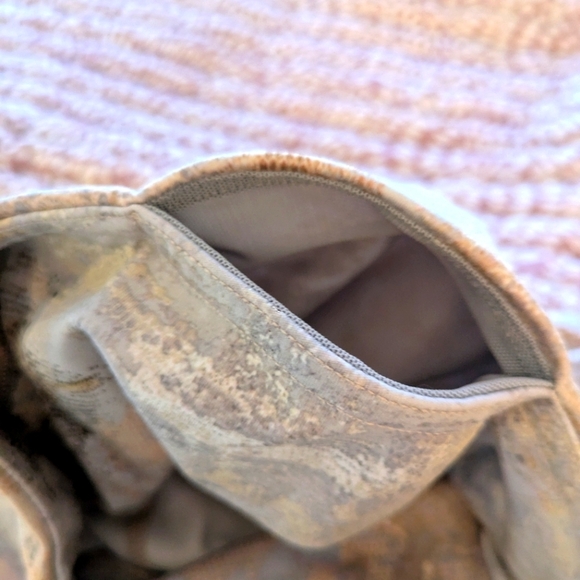 Athleta Elation Gilded Tight - Picture 12 of 14